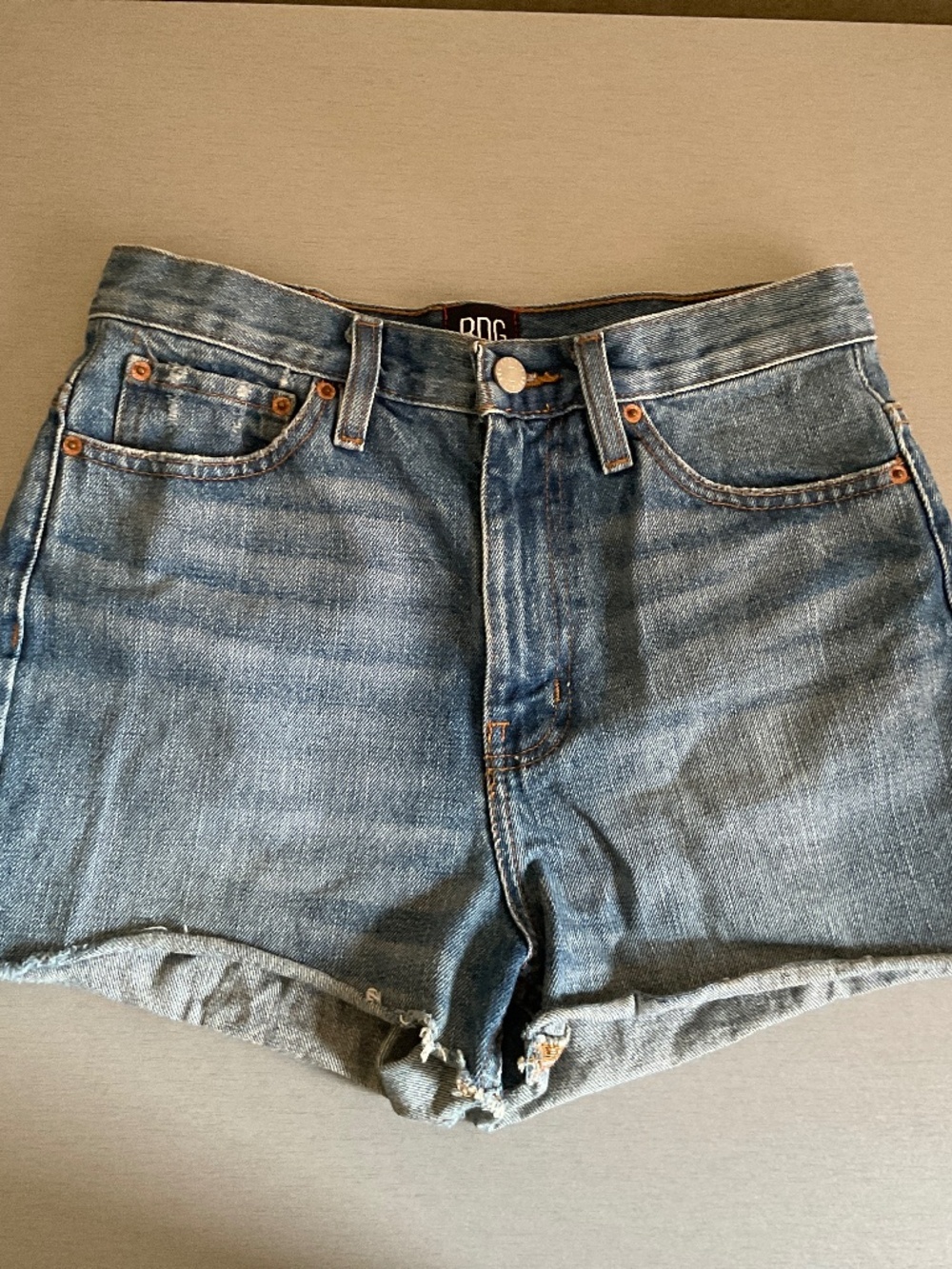 BDG girlfriend high rise short